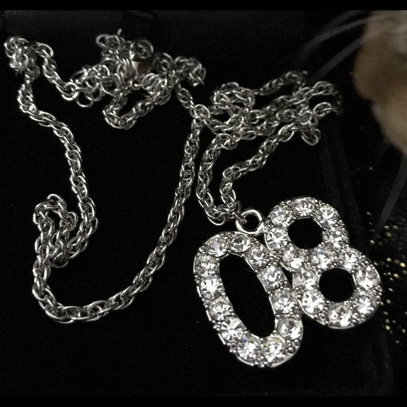 Vintage style 🦋 08 Rhinestone Necklace - Picture 3 of 4